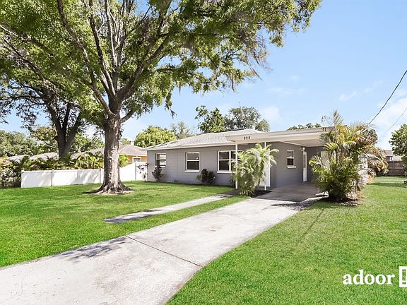 2nd image of 908 N Palm Dr