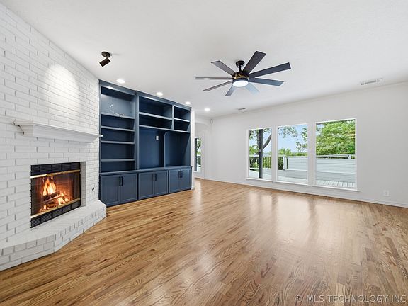5th image of 11959 S 18th St E