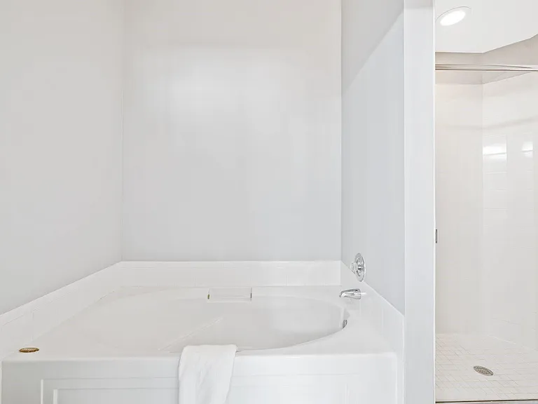 3258 Jog Park Dr — Photo 24