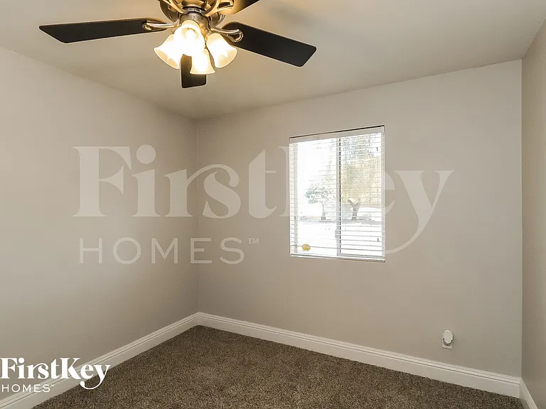 12210 N Escobar Way — Photo 12