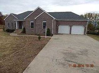 236 Lake View Estates Dr, Bristol, TN 37620