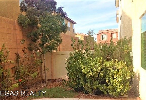2nd image of 7943 Garden Stone Ct