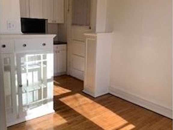 2nd image of 4914-18 N Wolcott Ave #4916-2SW