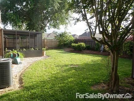 4th image of 102 Great Plains Dr