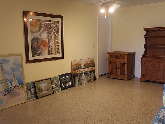 Home For Sale In River Park