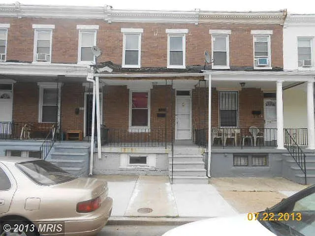 2121 N Smallwood St photo 1