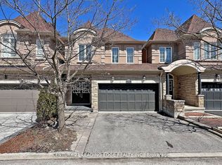 280 Paradelle Dr #26, Richmond Hill, ON L4E 0E1