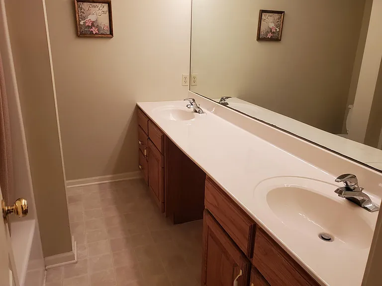 650 Huntridge Dr — Photo 11