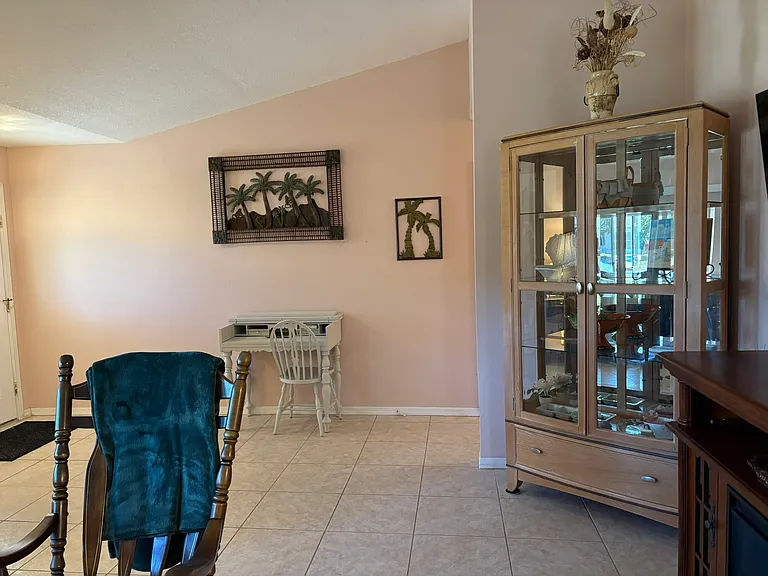17377 Lake Worth Blvd — Photo 9