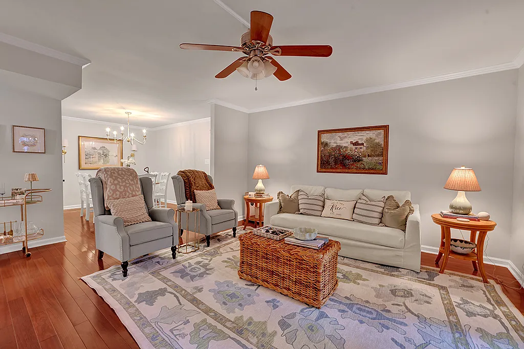 2 bed, 1066 sqft, $1,500 — Photo 1
