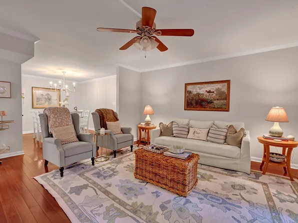 701 Woodland Vlg, Birmingham, AL