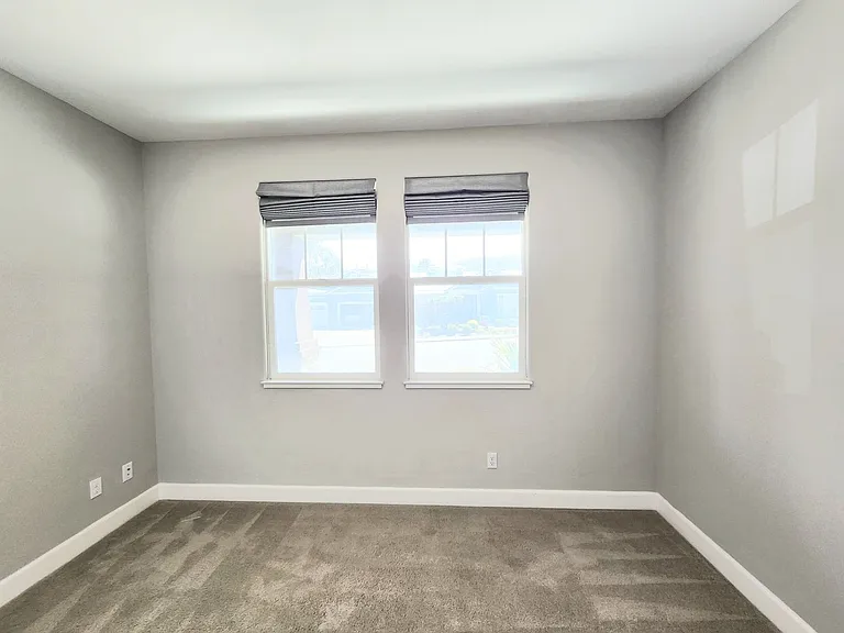 1655 Claremont Dr — Photo 41