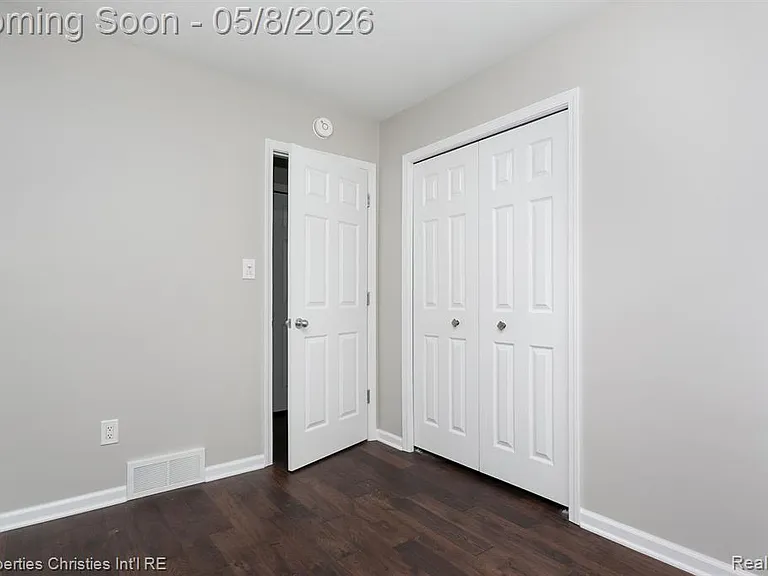 2716 Ardmore Ave — Photo 15