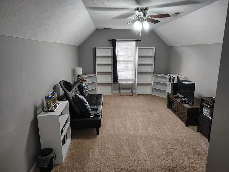 137 Appalachian Dr — Photo 18