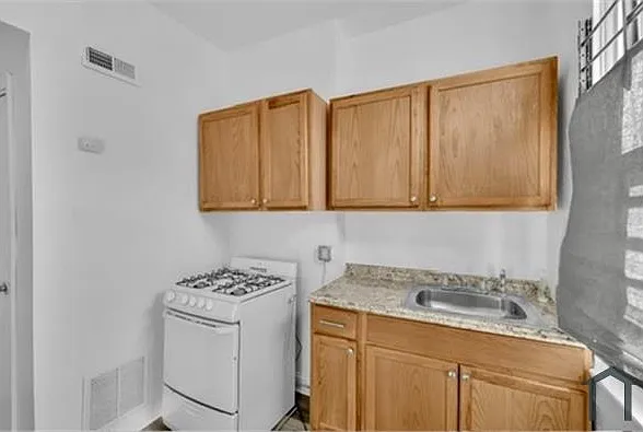 2920 Parkwood Ave #2 — Photo 15