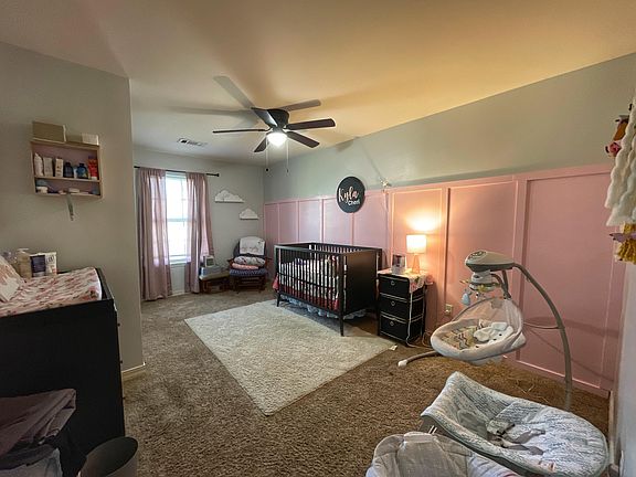 5th image of 14 Sparrow Ct