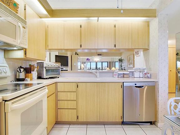 4th image of 201 Ocean Bluffs Blvd APT 406
