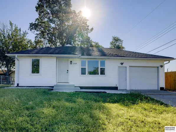 2330 N Main St, Lincoln, NE 68521