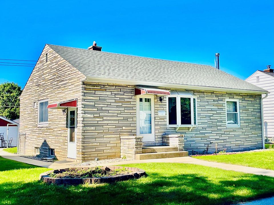 1st image of 3253 S 68th STREET