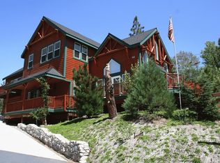 1068 Sandalwood Dr, Lake Arrowhead, CA 92352