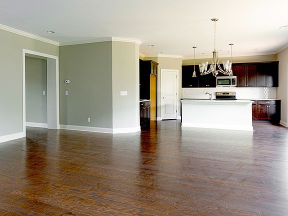 4th image of 10251 Magnolia Farm Dr #F93j4l