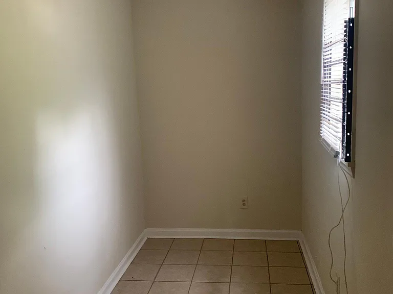 417 Hodges St — Photo 9