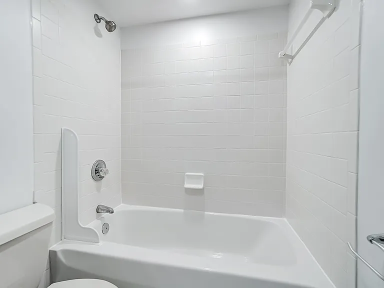 1804 Cliffview Ln — Photo 23
