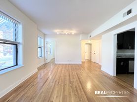 4040 N Ashland Ave