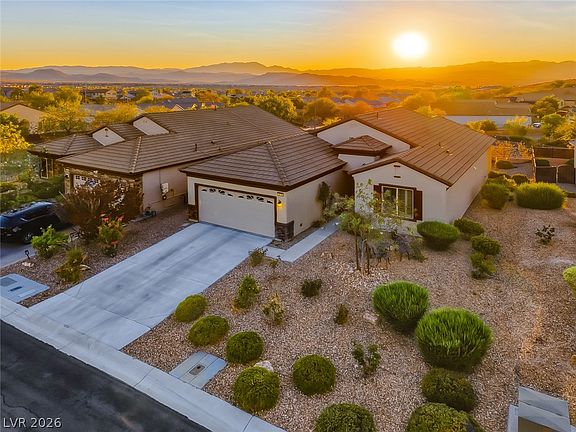 2nd image of 2576 Jada Dr