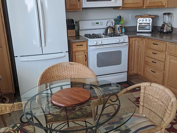 5th image of 10869 Katepwa St