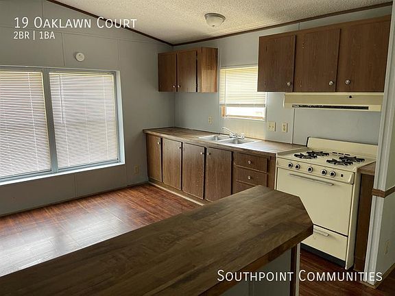 4th image of 19 Oaklawn Ct