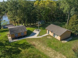 3322 Linn Buchanan Rd, Coggon, IA 52218