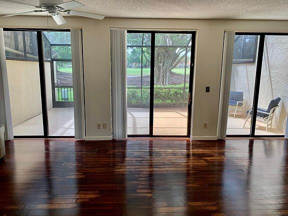 3rd image of 723 Windermere Way