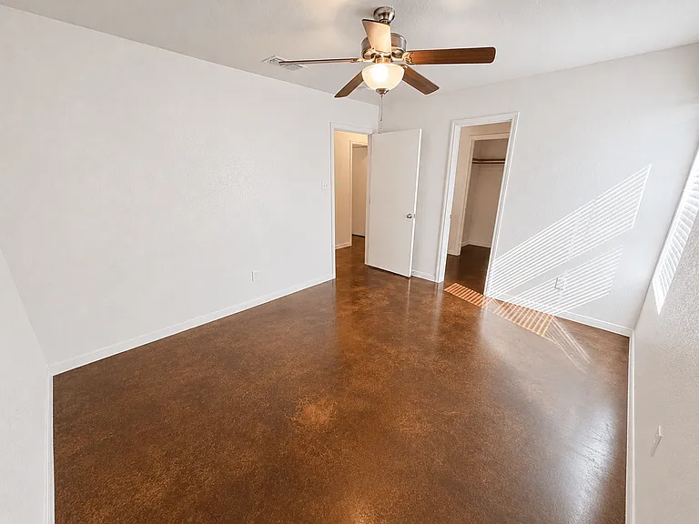 3800 John Chisholm Lp — Photo 20