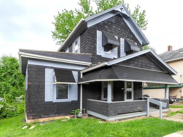 902 Wales Rd NE, Massillon, OH 44646