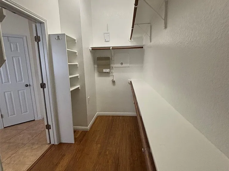 2412 Tivoli Dr — Photo 11