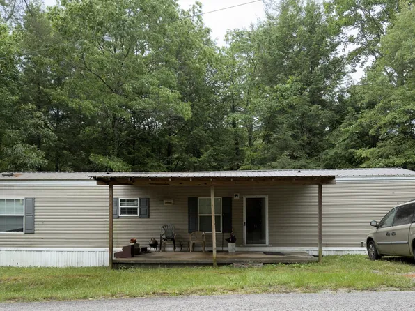 1260 Old Sunbright Rd, Jamestown, TN 38556