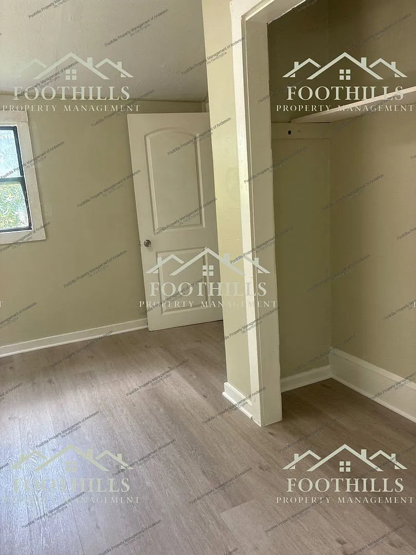 2 bed, 1.0 bath, 1034 sqft, $950 — Photo 4