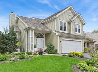 2110 Brookside Ln, Aurora, IL 60502