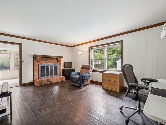 4th image of 8302 Audley Ln