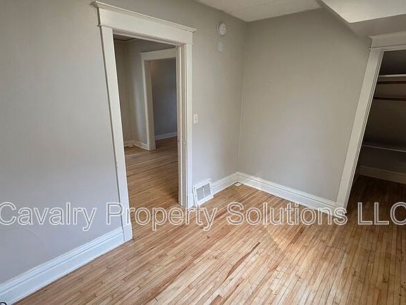 5th image of 617 E 8th St #1