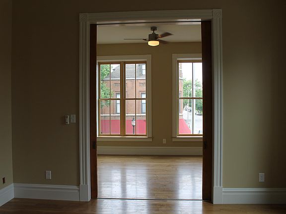 5th image of 2900 Cherokee St