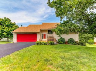 5447 Winesap Dr, Roanoke, VA 24019