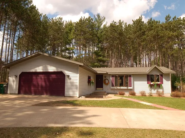 E2457 Lamplighter Ln, Waupaca, WI 54981