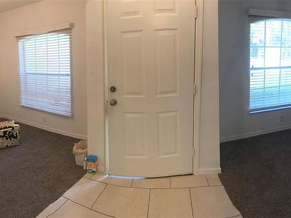 5th image of 1325 Woodcrest Ln