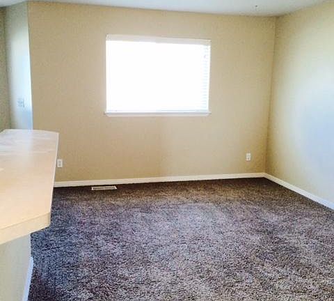 4th image of 3875 Greenwillow Ln #2