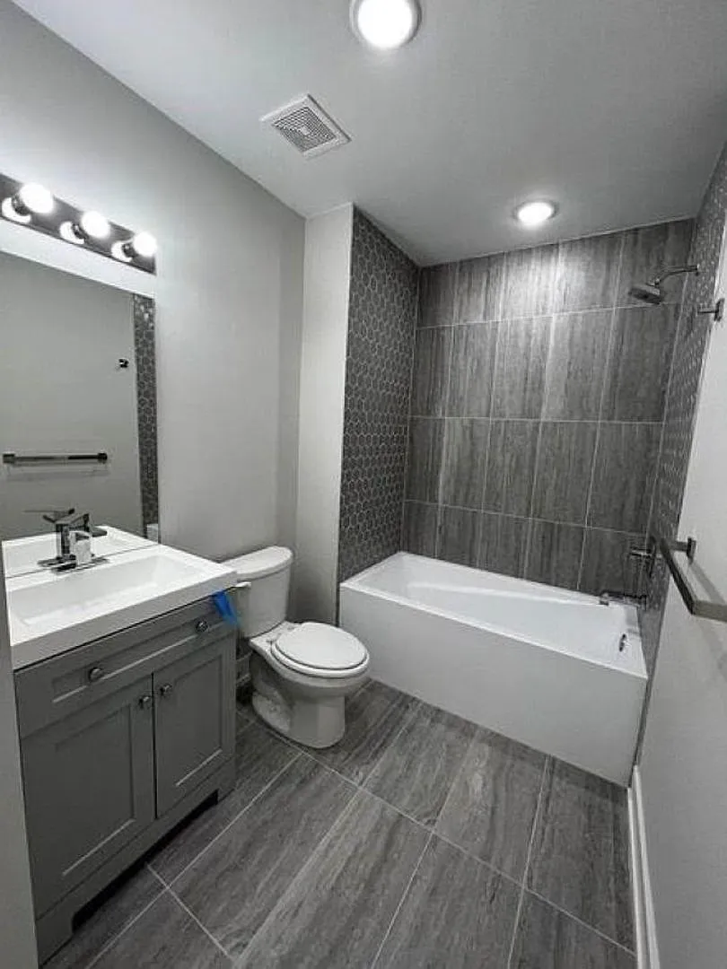 719 North 35th Street — Photo 3