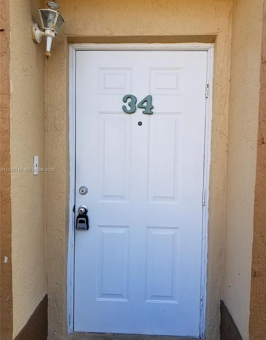 Bristol At Kendall Condo — Photo 3