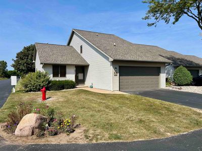 830 E River Dr, De Pere, WI, 54115