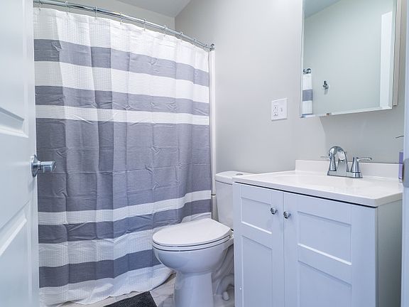 2nd image of 11-13 Plymouth St #3F